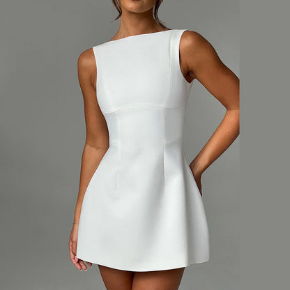 Vestido Corto de Verano Sexy sin Espalda y sin Mangas, de Corte Ajustado.