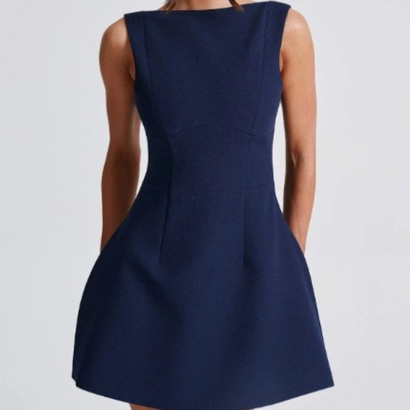 Vestido Corto de Verano Sexy sin Espalda y sin Mangas, de Corte Ajustado.