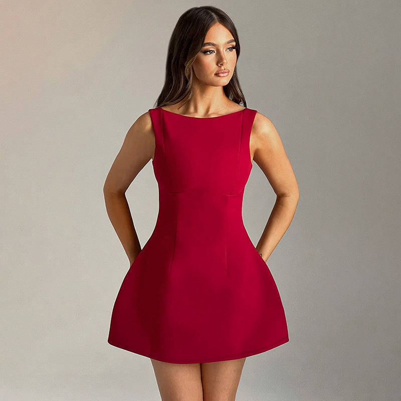 Vestido Corto de Verano Sexy sin Espalda y sin Mangas, de Corte Ajustado.